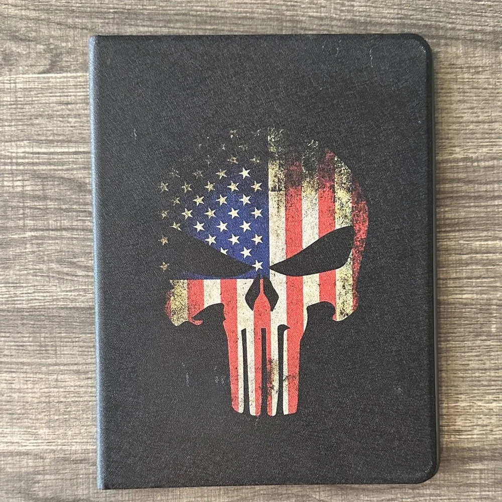 Patriotic Black Tablet Cover with Skull Design